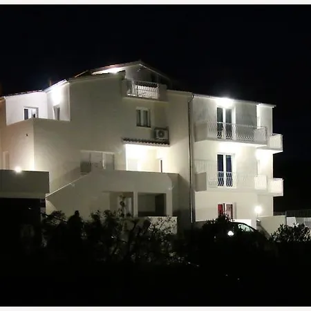 Huljev Apartman