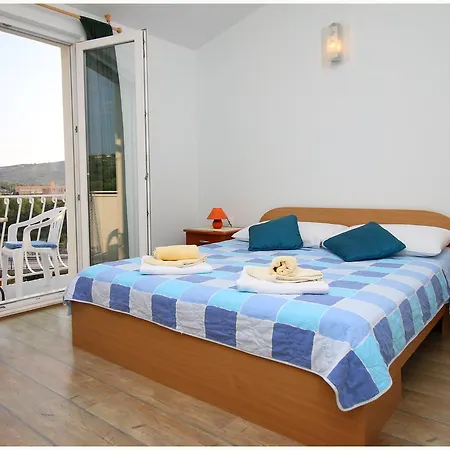 Huljev Apartamento *